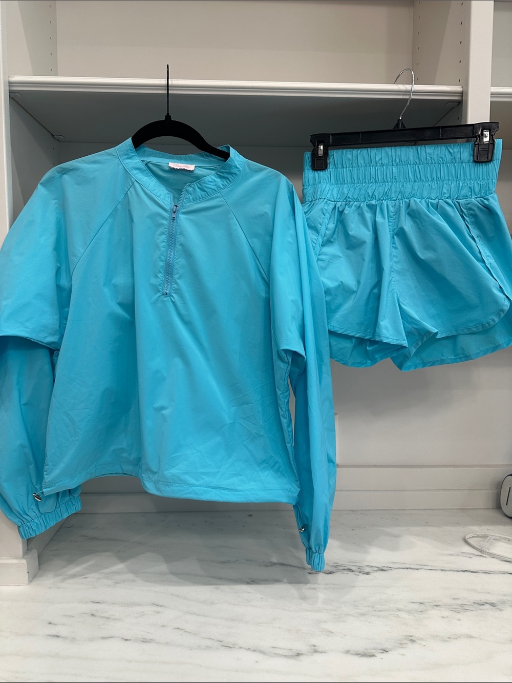 Pink Lily small Bright Aqua Active Pullover and Shorts Set.  Like new